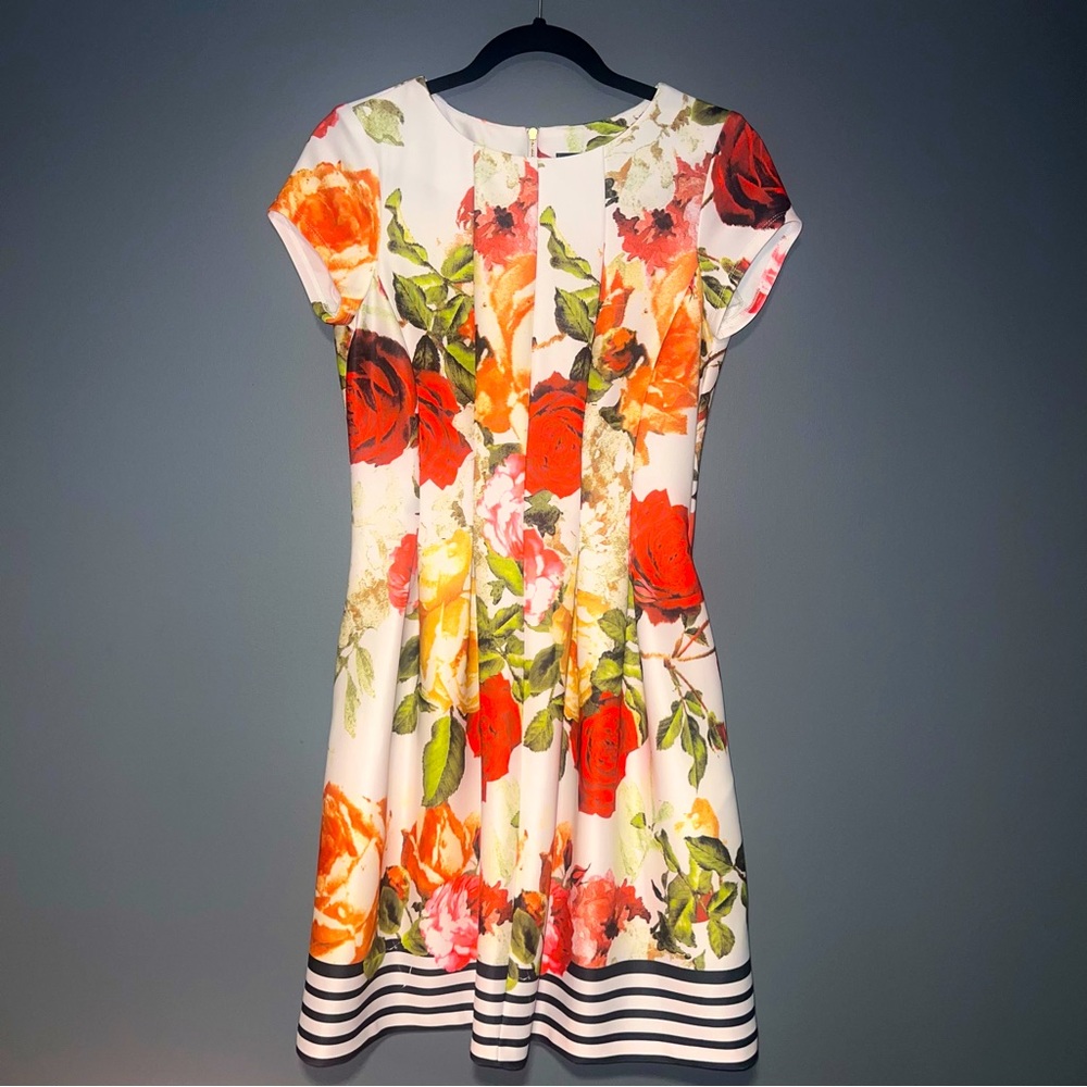 Women’s Size 2/4 - Floral A-Line Dress